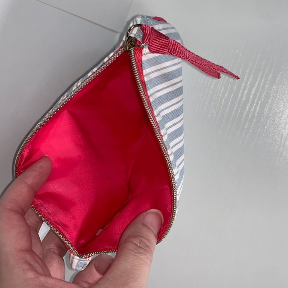 Blue and white striped Ipsy Makeup bag - Picture 3 of 4